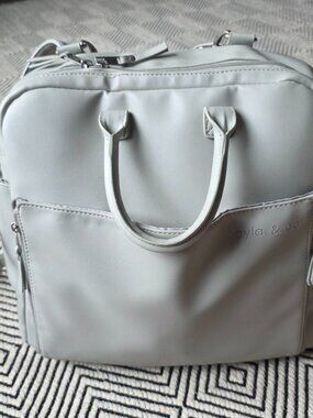 Ayla & Co. "The Ayla Diaper Bag", Full Size Vegan Leather Diaper Bag, DOVE GRAY